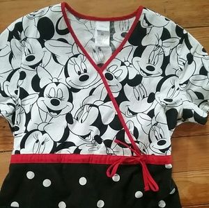 Disney minnie mouse Scrub top Xs
